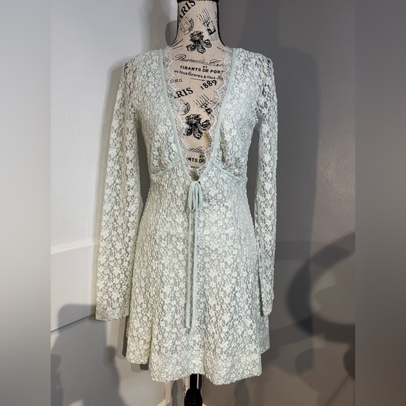 NWT Free People Petra Long Sleeve Lace Mini Dress Billowing Sail Mint Green Sz M - Picture 4 of 16